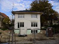 2010-10-30-11h57m48.jpg, Auflösung: 200x150, Beschreibung: Nun sieht das Haus endlich wie ein Haus aus.